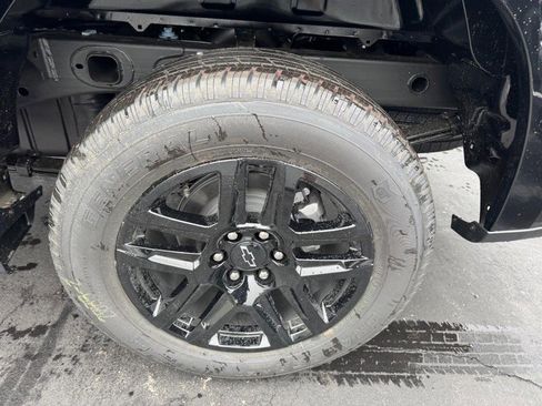 New 2026 Chevrolet Silverado 1500 Custom w/ Rally Edition AWD/4WD image 31