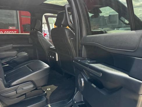 Used 2020 Ford Expedition Max XLT w/ Equipment Group 202A AWD/4WD image 19