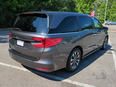 Used 2023 Honda Odyssey EX-L image 4