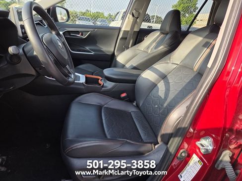 Used 2024 Toyota RAV4 Adventure AWD/4WD image 6