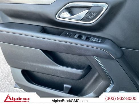 Used 2023 GMC Yukon XL AT4 w/ AT4 Premium Plus Package image 19