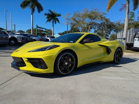 Used 2021 Chevrolet Corvette Stingray Premium Conv w/ Z51 Performance Package image 7