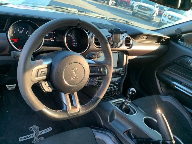 Used 2016 Ford Mustang Shelby GT350 w/ Technology Package RWD image 19