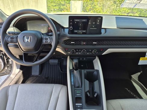 New 2026 Honda Accord SE image 10