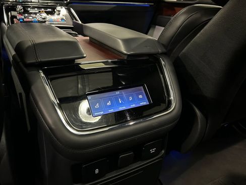 Used 2023 Lincoln Navigator L Reserve AWD/4WD image 25