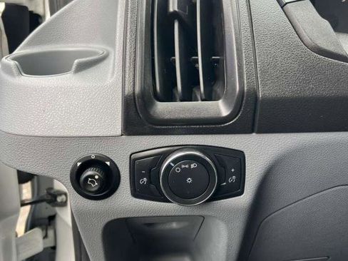 Used 2017 Ford Transit 250 148 Medium Roof image 33