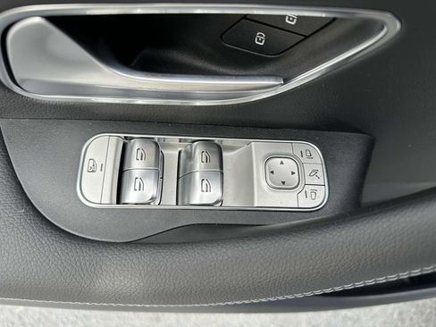 New 2025 Mercedes-Benz GLE 450 4MATIC image 12