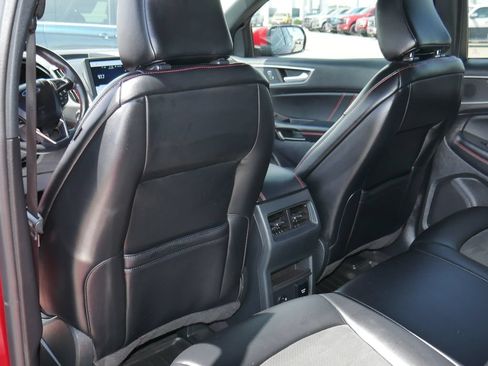 Used 2022 Ford Edge ST-Line w/ Class II Trailer Tow Package AWD/4WD image 24