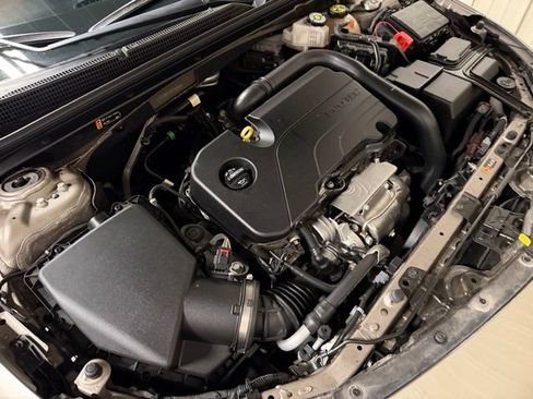 Used 2024 Chevrolet Malibu RS image 38