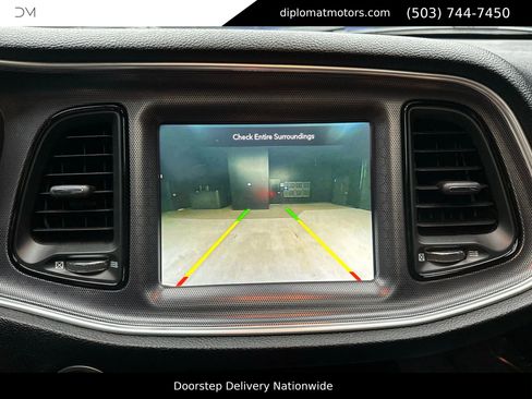 Used 2018 Dodge Challenger R/T Plus image 31