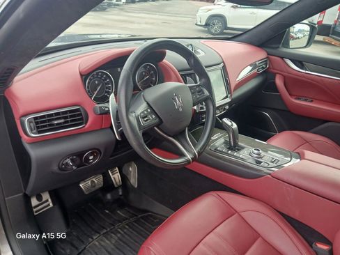 Used 2022 Maserati Levante GT image 6