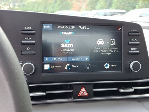 Certified 2023 Hyundai Elantra SEL image 24