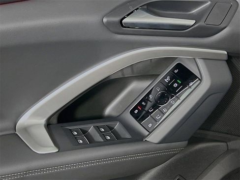 New 2025 Audi Q5 2.0T Premium Plus image 18