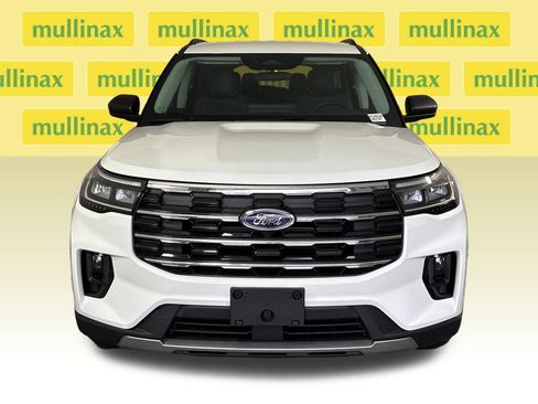 New 2026 Ford Explorer Active w/ Active Comfort Package RWD image 16