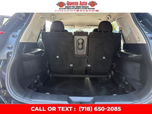 Used 2018 Nissan Rogue SV image 21