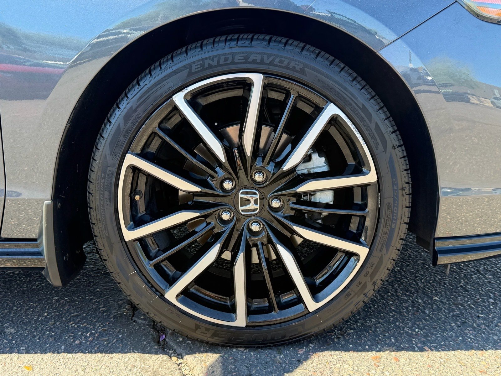Used 2024 Honda Accord Touring image 10
