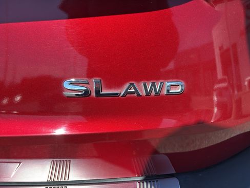 Used 2023 Nissan Rogue SL image 24