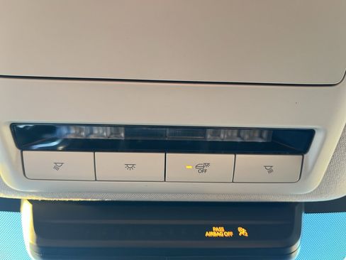 Certified 2025 MAZDA MAZDA3 s image 19