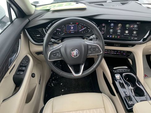 Used 2023 Buick Envision Avenir image 18