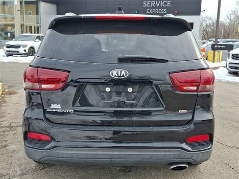 Certified 2019 Kia Sorento LX w/ LX Convenience Package image 5