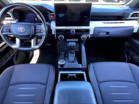 Certified 2024 Toyota Tacoma TRD Off-Road AWD/4WD image 16