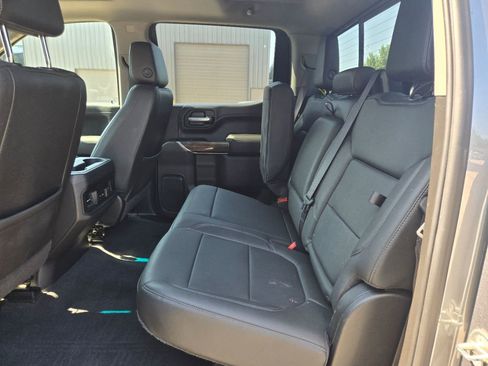 Used 2022 Chevrolet Silverado 1500 LT Trail Boss w/ LT Trail Boss Premium Package image 17