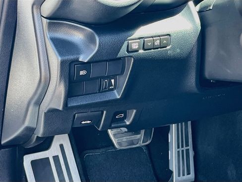 Used 2025 Lexus IS 350 F Sport w/ Accessory Package RWD image 10