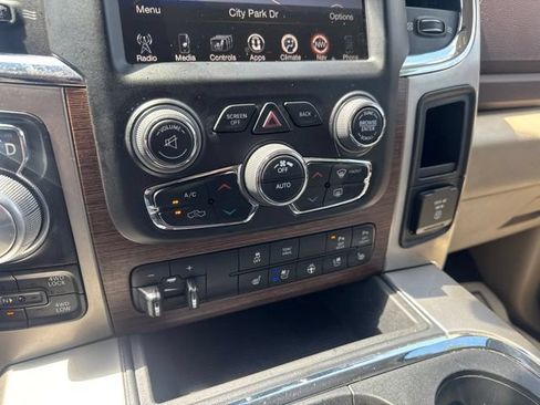 Used 2016 RAM 1500 Laramie w/ Convenience Group AWD/4WD image 22