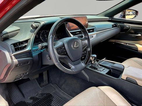 Used 2019 Lexus ES 350 w/ Accessory Package 2 FWD image 17