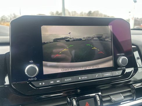 Used 2024 Nissan Pathfinder SV w/ Cargo Package image 23