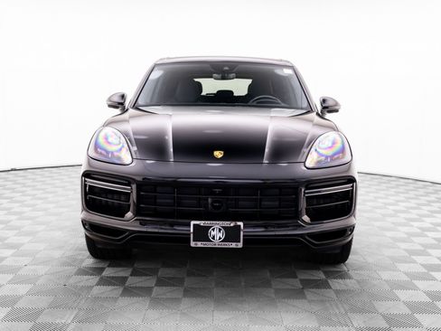 Used 2022 Porsche Cayenne Turbo S AWD/4WD image 9