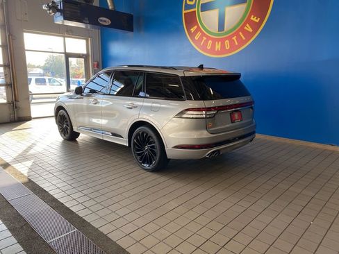 Used 2024 Lincoln Aviator Reserve w/ Jet Appearance Package image 21