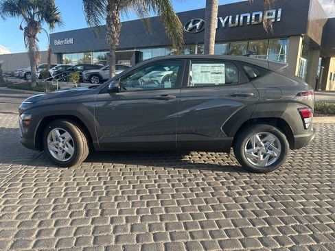 New 2026 Hyundai Kona SE image 6