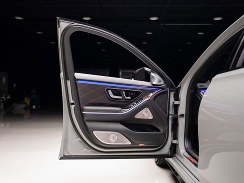 Used 2024 Mercedes-Benz S 63 AMG S image 57