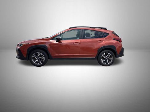 Used 2024 Subaru Crosstrek 2.0i Premium AWD/4WD image 3