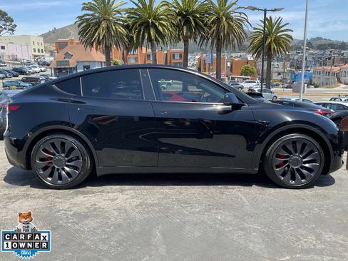 Used 2023 Tesla Model Y Performance AWD/4WD image 3