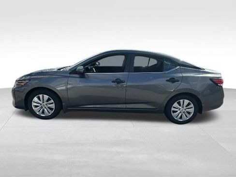 New 2025 Nissan Sentra S image 5