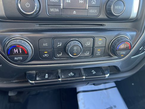 Used 2018 Chevrolet Silverado 1500 LT w/ All Star Edition image 21