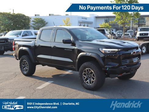 Used 2026 Chevrolet Colorado ZR2 w/ Technology Package AWD/4WD image 1