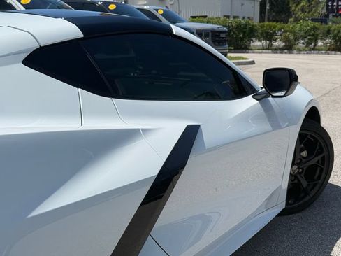 Used 2020 Chevrolet Corvette Stingray Premium Cpe w/ 3LT Preferred Equipment Group RWD image 9