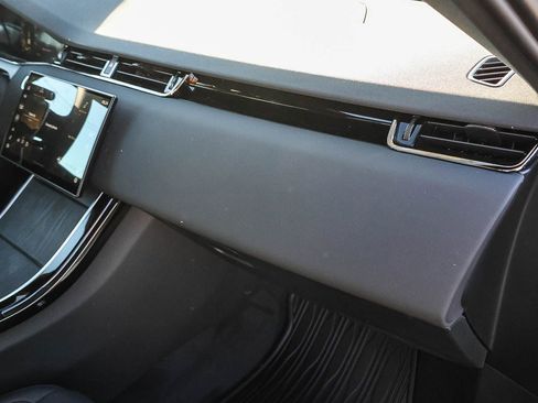 New 2026 Land Rover Range Rover Evoque S image 18