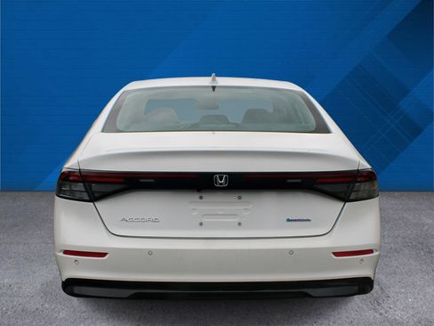 Used 2025 Honda Accord EX-L image 6