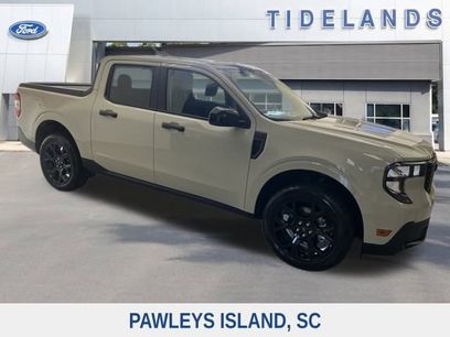 New 2025 Ford Maverick XLT w/ XLT Luxury Package