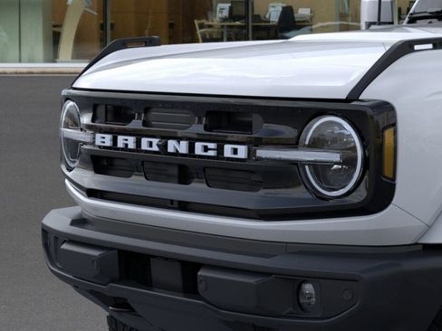 New 2026 Ford Bronco Outer Banks AWD/4WD image 19
