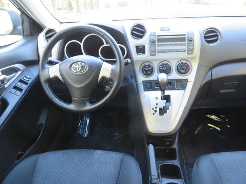 Used 2009 Toyota Matrix S image 16