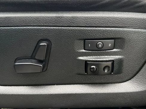 Used 2017 RAM 1500 Laramie w/ Convenience Group AWD/4WD image 42