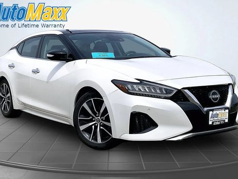 Used 2023 Nissan Maxima SL FWD image 3