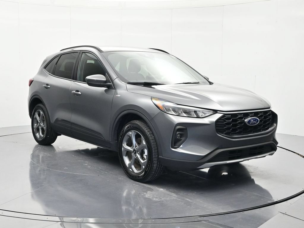 Used 2025 Ford Escape ST-Line Select AWD/4WD image 3