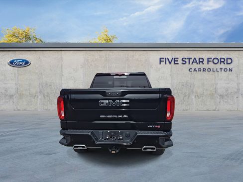 Used 2023 GMC Sierra 1500 AT4 w/ Technology Package image 7