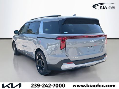 New 2026 Kia Carnival EX image 3
